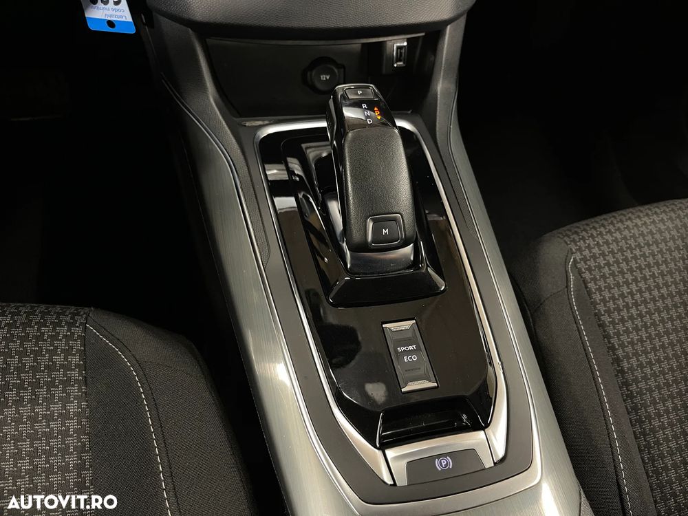 Peugeot 308 BlueHDi 130 EAT6 Stop & Start Active Business-Paket - 21