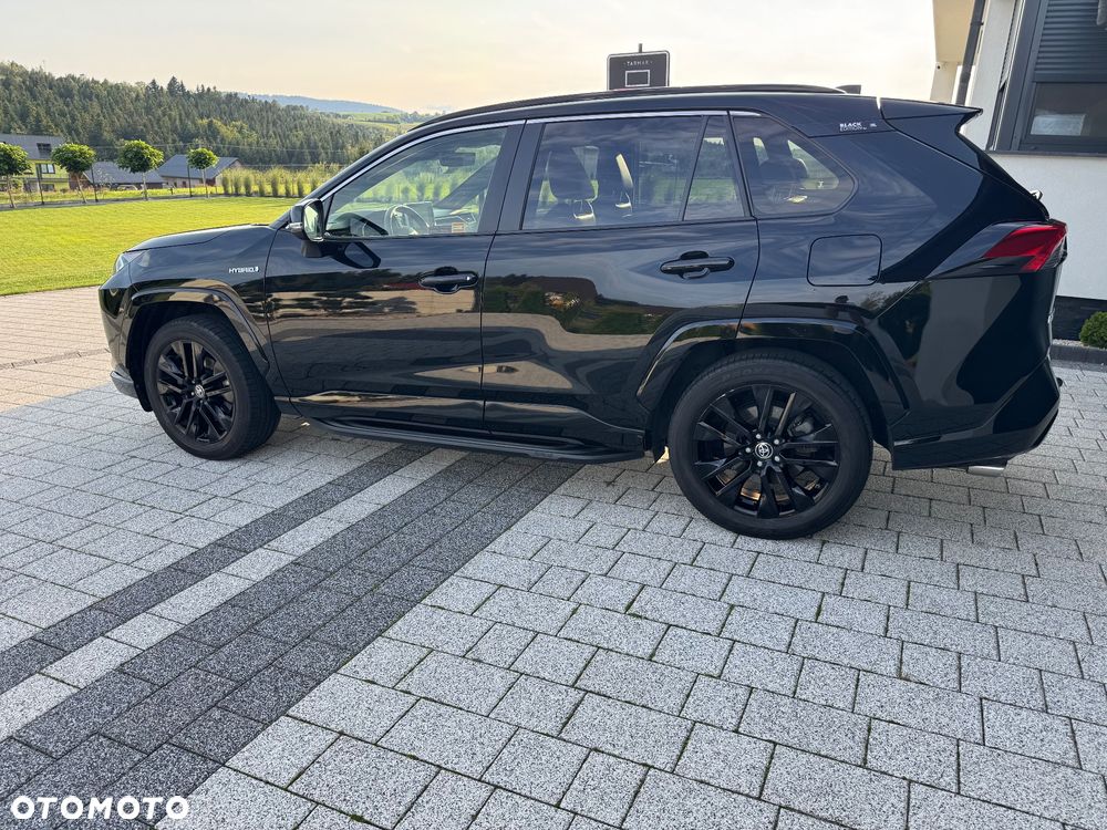 Toyota RAV4 2.5 Hybrid Black Edition by JBL 4x4 - 2