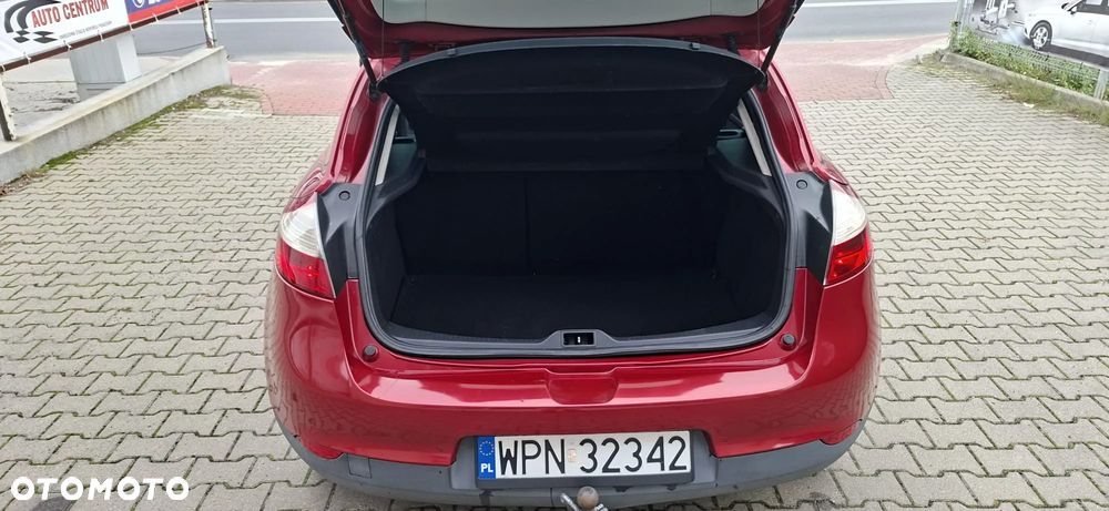 Renault Megane TCe 180 GT - 28