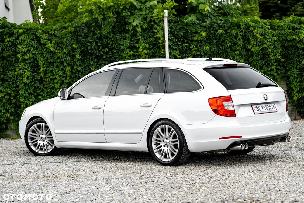 Skoda Superb 2.0 TSI DSG Elegance - 11