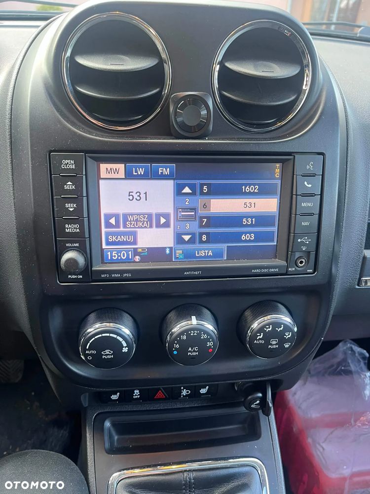 Jeep Compass 2012 photo 4