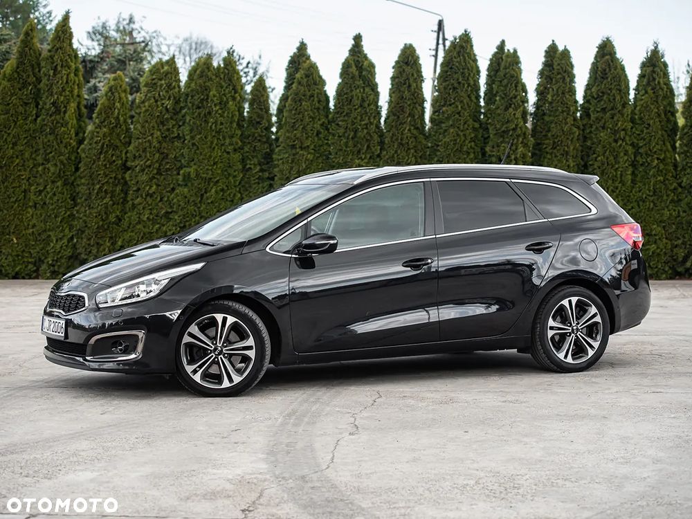 Kia Ceed 1.6 CRDi 136 ISG UEFA EURO 2016 - 7