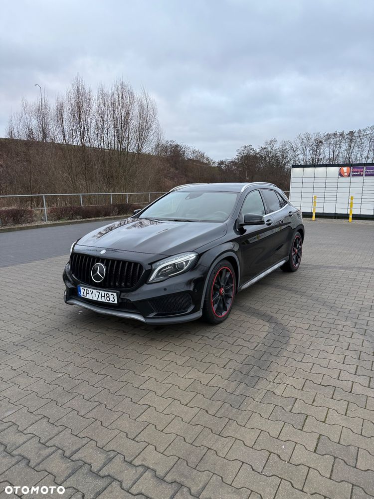 Mercedes-Benz GLA 200 (CDI) d 7G-DCT AMG Line - 7