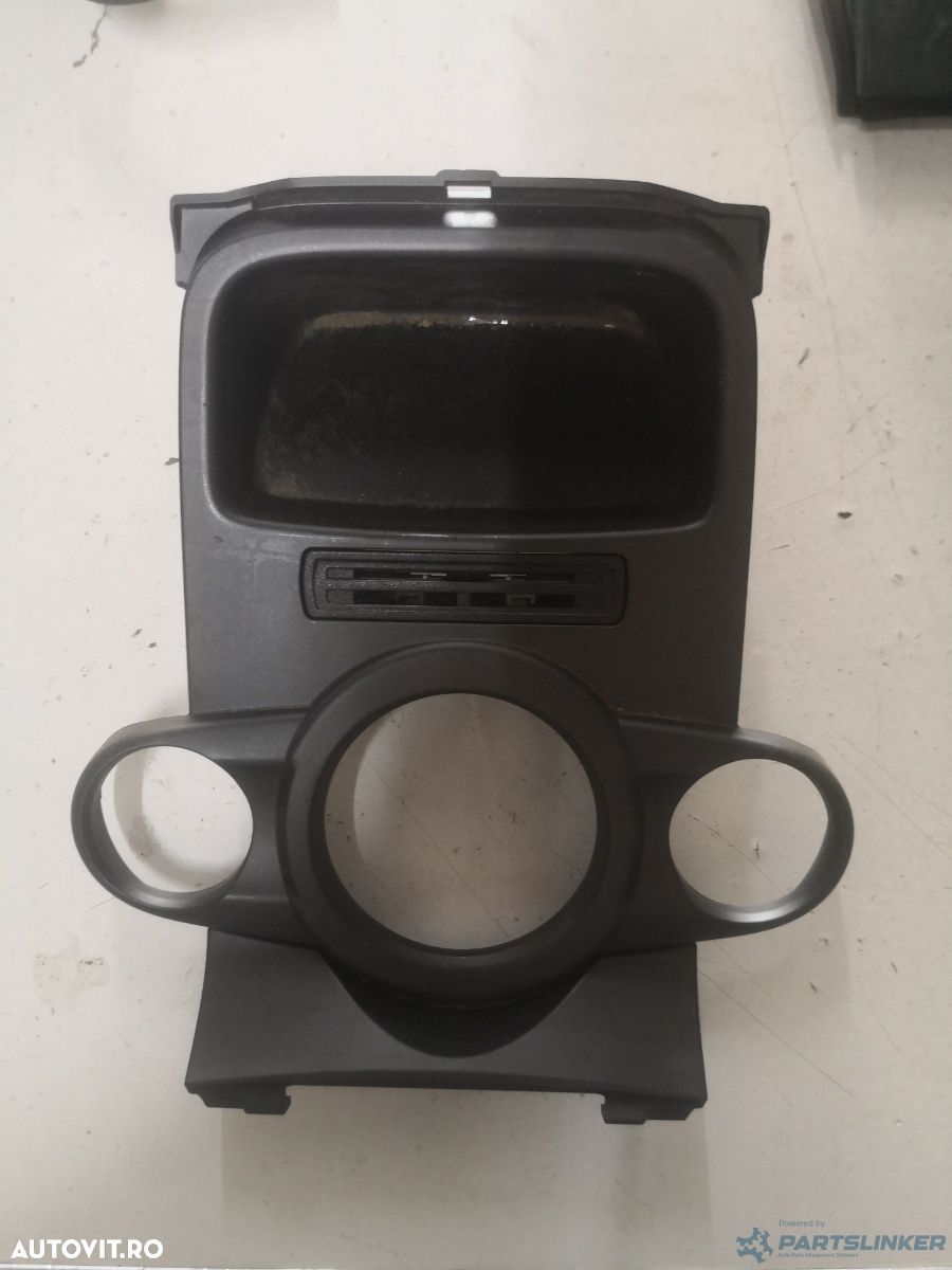 Ornament consola FORD FIESTA VI [ 2008 - > ] 1.0 (P4JA, P4JB, P4JC, P4JD) 59KW|80HP OEM C1bb18d422 - 1
