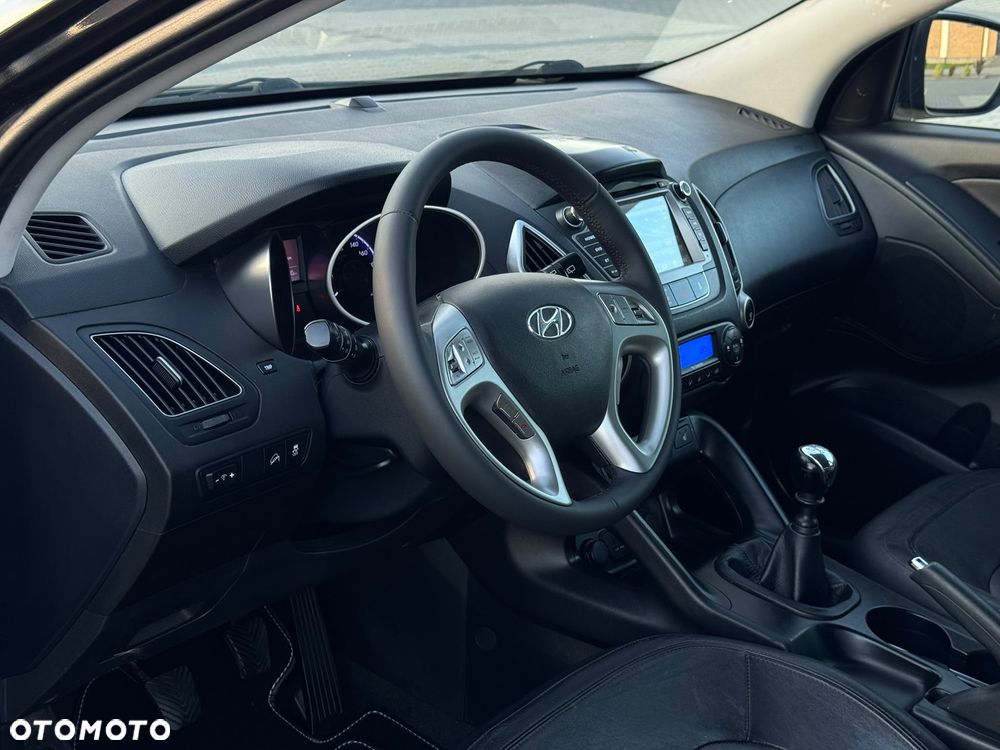 Hyundai ix35 2.0 CRDi Premium 2WD - 19