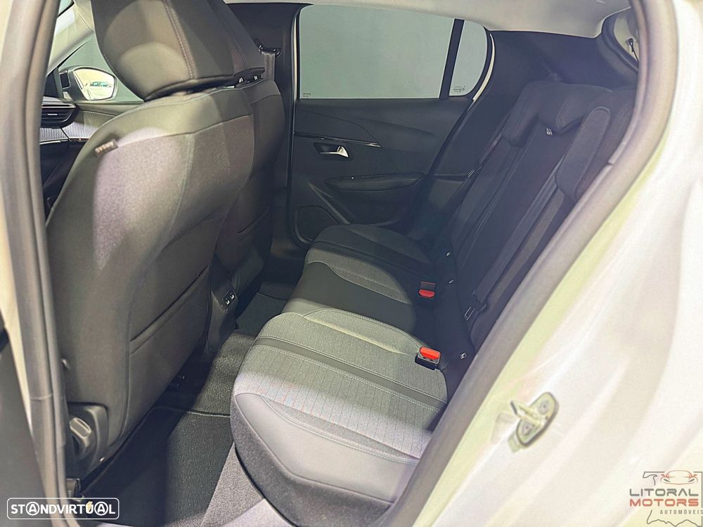 Peugeot 208 1.2 PureTech Allure - 16