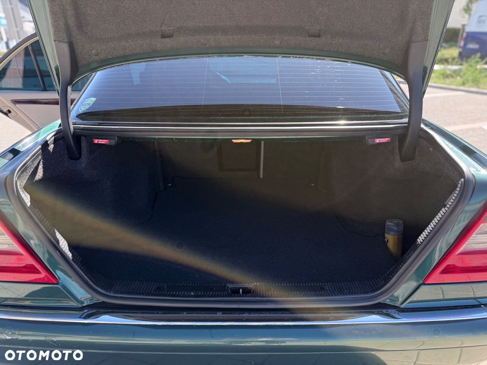 Mercedes-Benz Klasa C 230 Elegance - 18