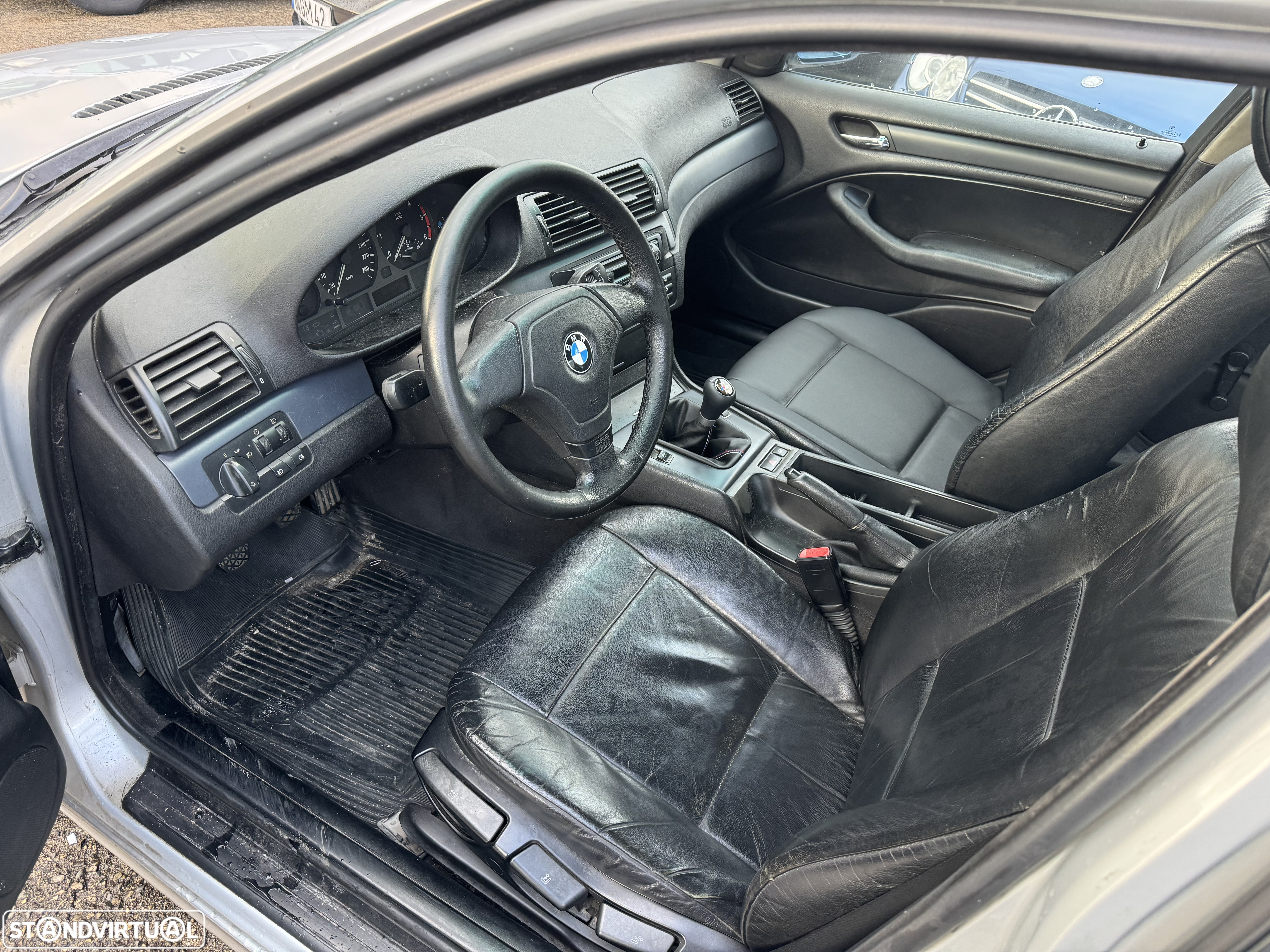 BMW 320 d Séc.XXI - 8