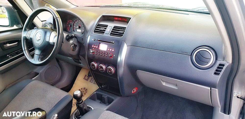 Suzuki SX4 - 16