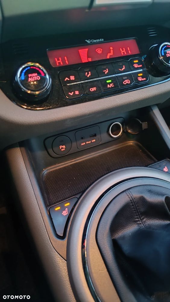 Kia Sportage 1.7 CRDI 2WD ISG Attract - 12