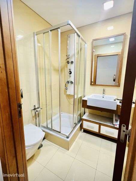 T2 mobilado e equiado na zona nova do INFANTADO - Grande imagem: 4/12