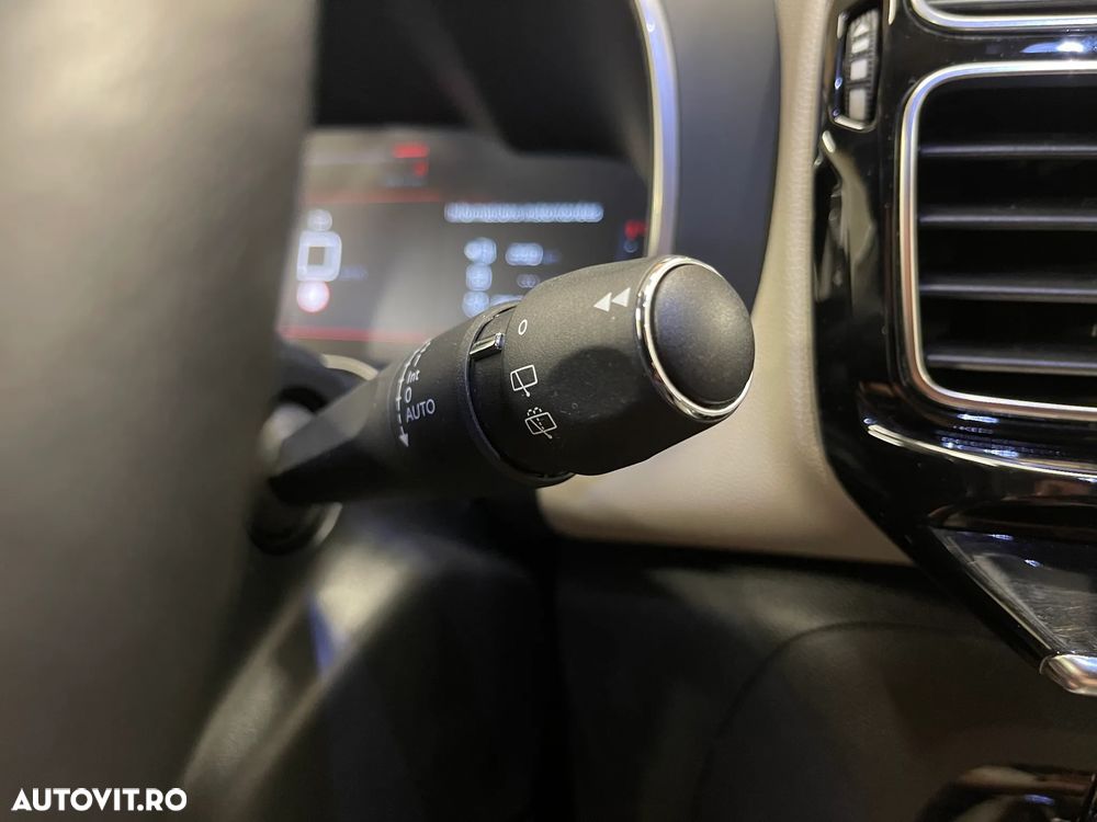 Citroën C5 Aircross 1.6 PureTech S&S EAT8 Shine - 31