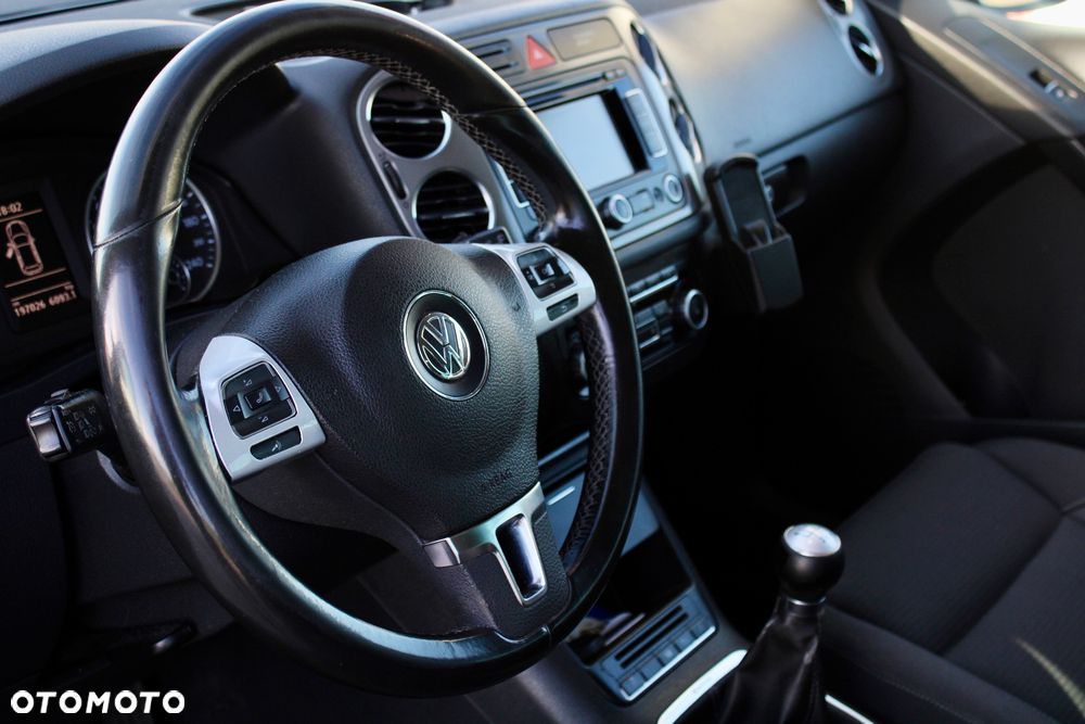 Volkswagen Tiguan - 5