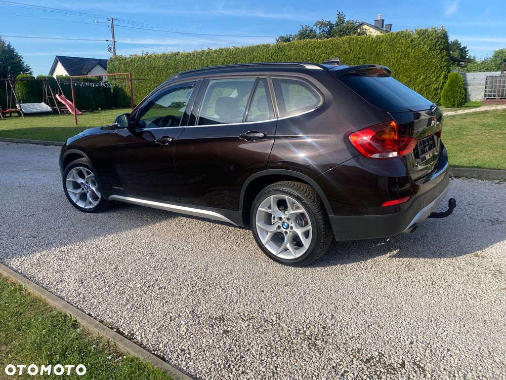 BMW X1 sDrive18d xLine - 2