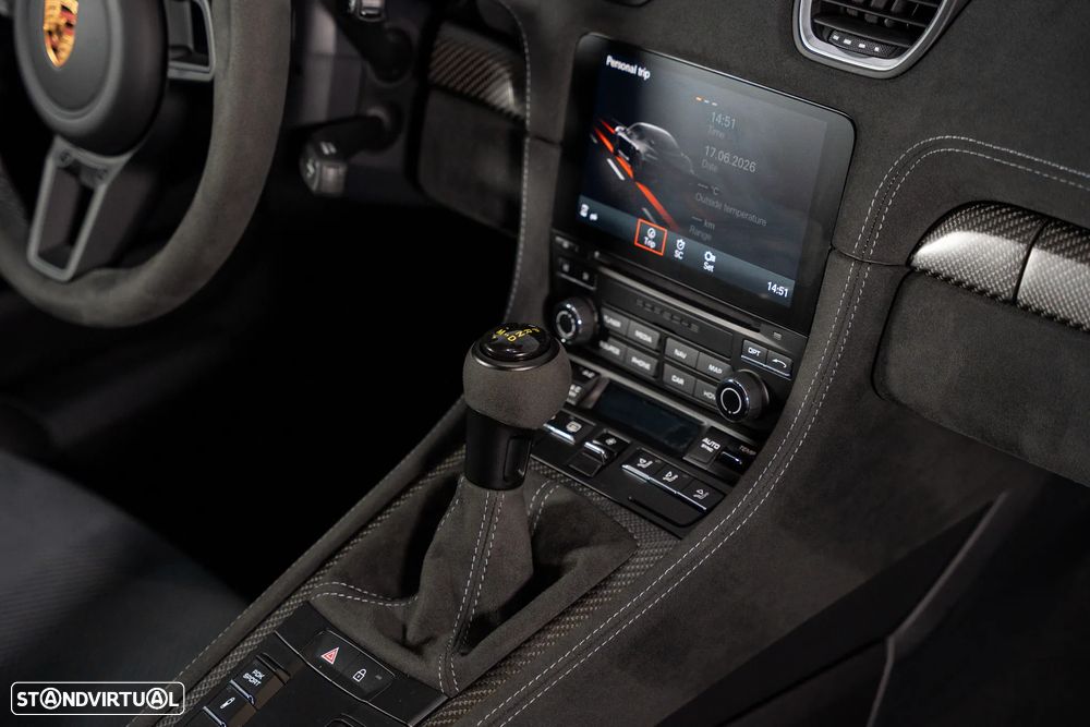 Porsche 718 Cayman GT4 RS - 29
