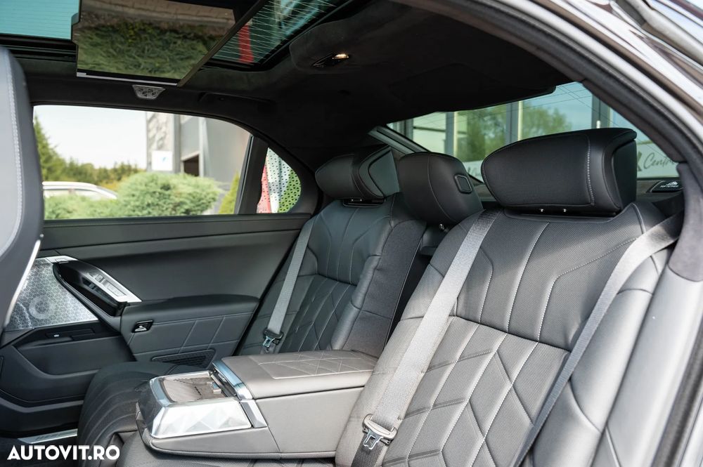 BMW Seria 7 - 7