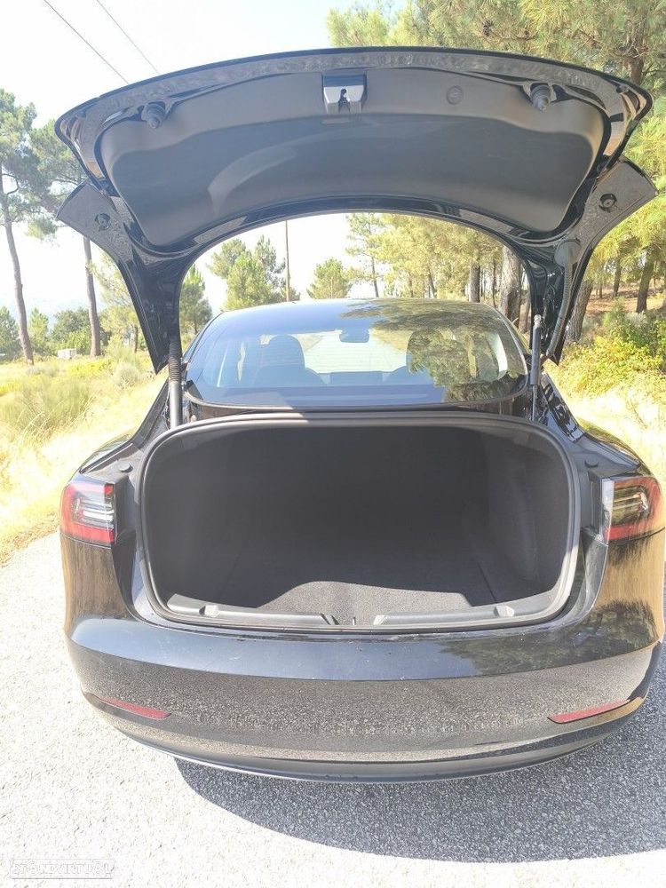 Tesla Model 3 Long Range RWD - 9