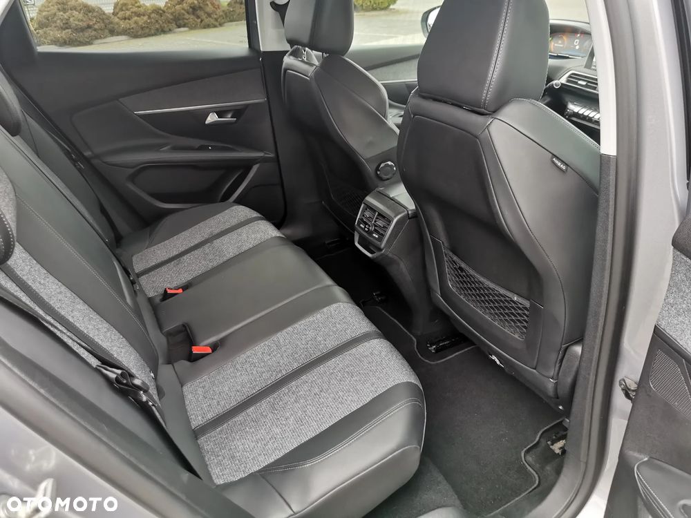 Peugeot 3008 BlueHDi 130 Stop & Start EAT8 Allure Business-Paket - 23