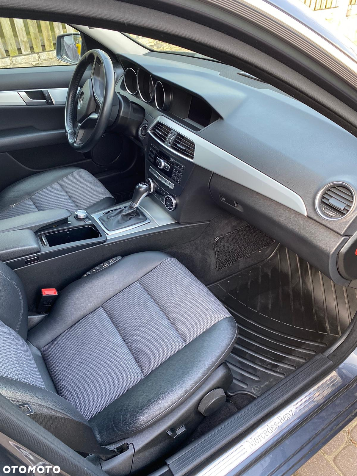 Mercedes-Benz Klasa C 200 T (BlueEFFICIENCY) 7G-TRONIC - 10