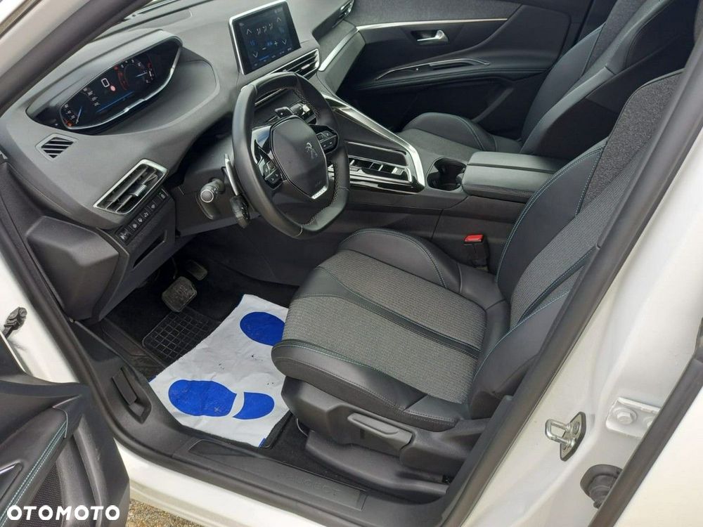 Peugeot 3008 - 9