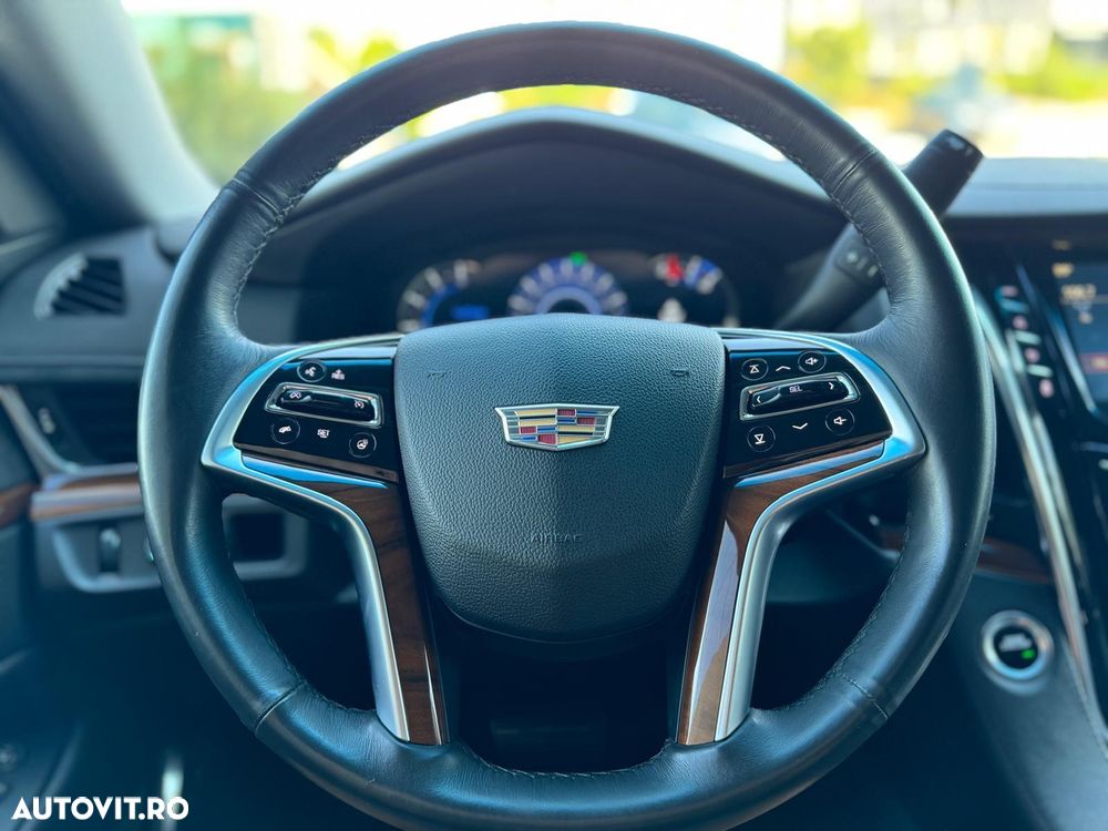 Cadillac Escalade 6.2 V8 ESV Platinum - 6