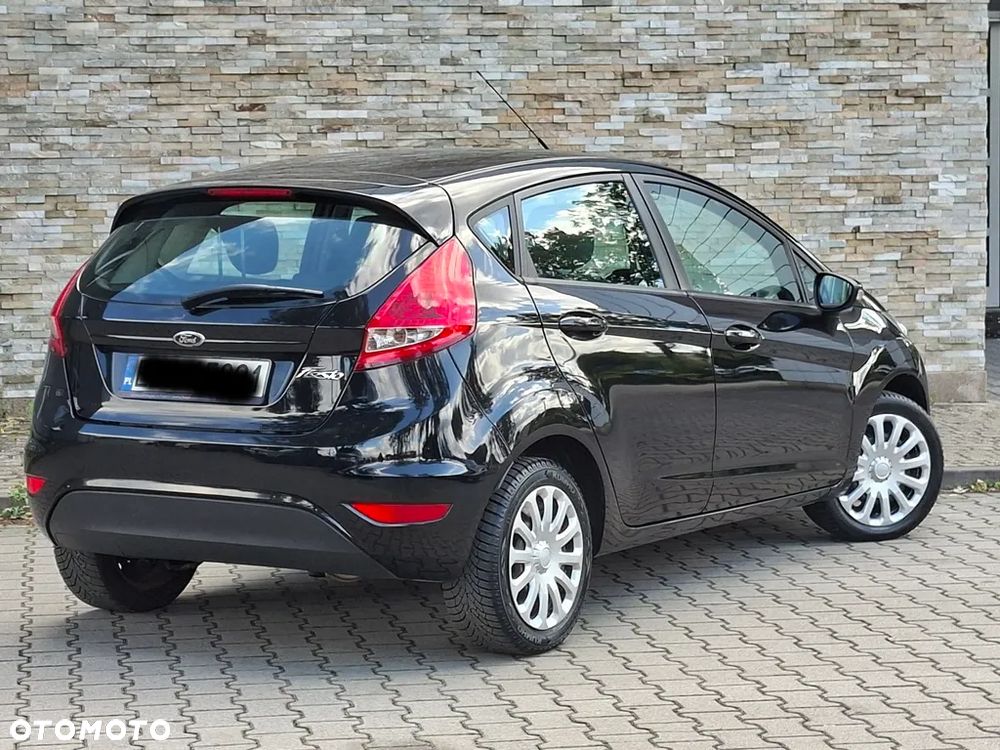 Ford Fiesta 1.25 Champions Edition - 5