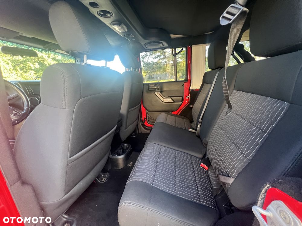 Jeep Wrangler - 6
