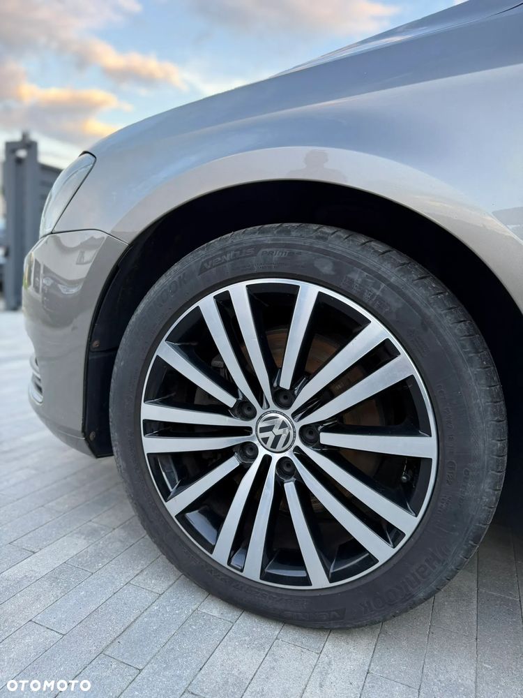 Volkswagen Passat - 7