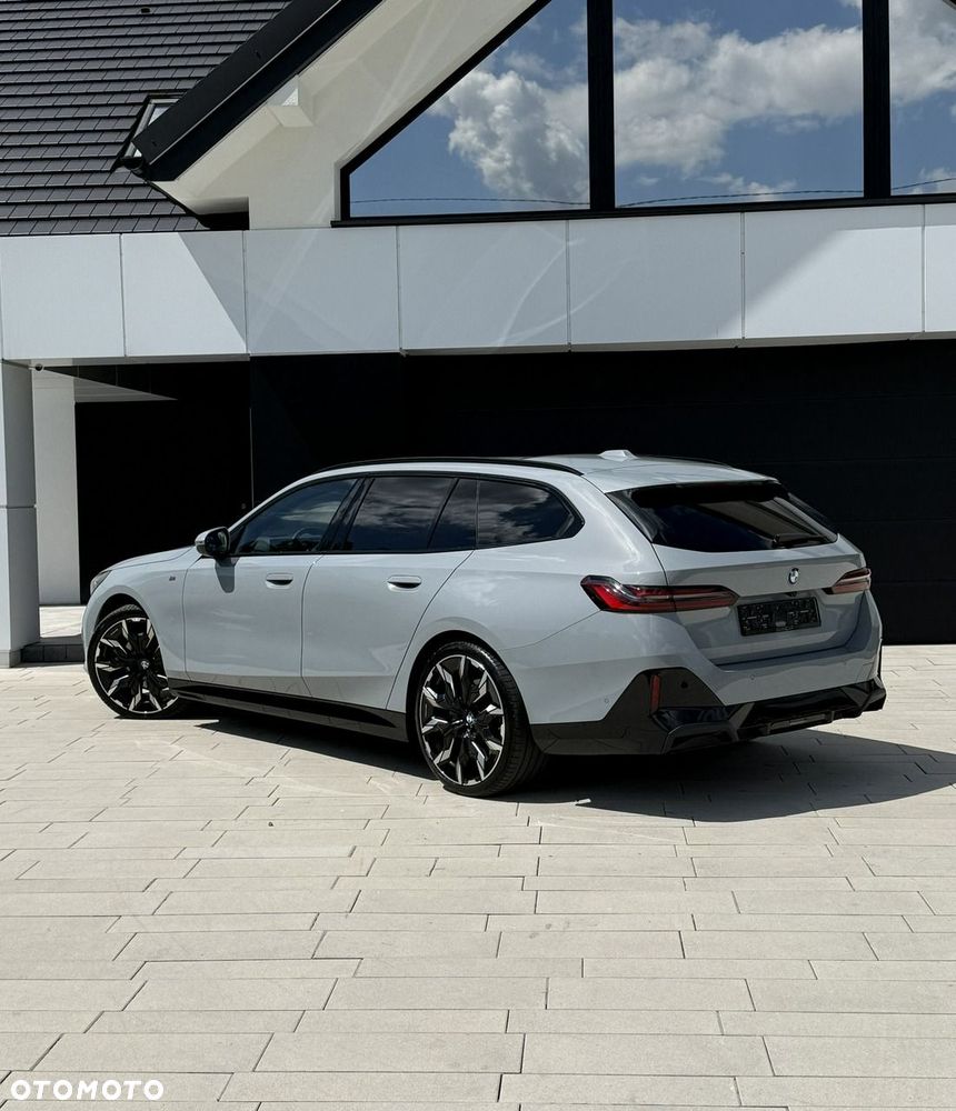 BMW Seria 5 520d xDrive mHEV M Sport - 10