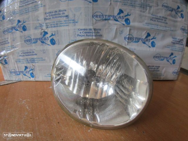 Farol Nevoeiro Farnev637 TOYOTA RAV 4 D4D 2004 2.0D4D 115CV 5P PRETO FD - 1