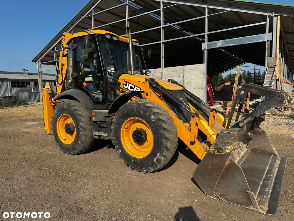 JCB 4CX +4 nowe opony BKT Model 2018 1 własciciel ZADBANA - 1