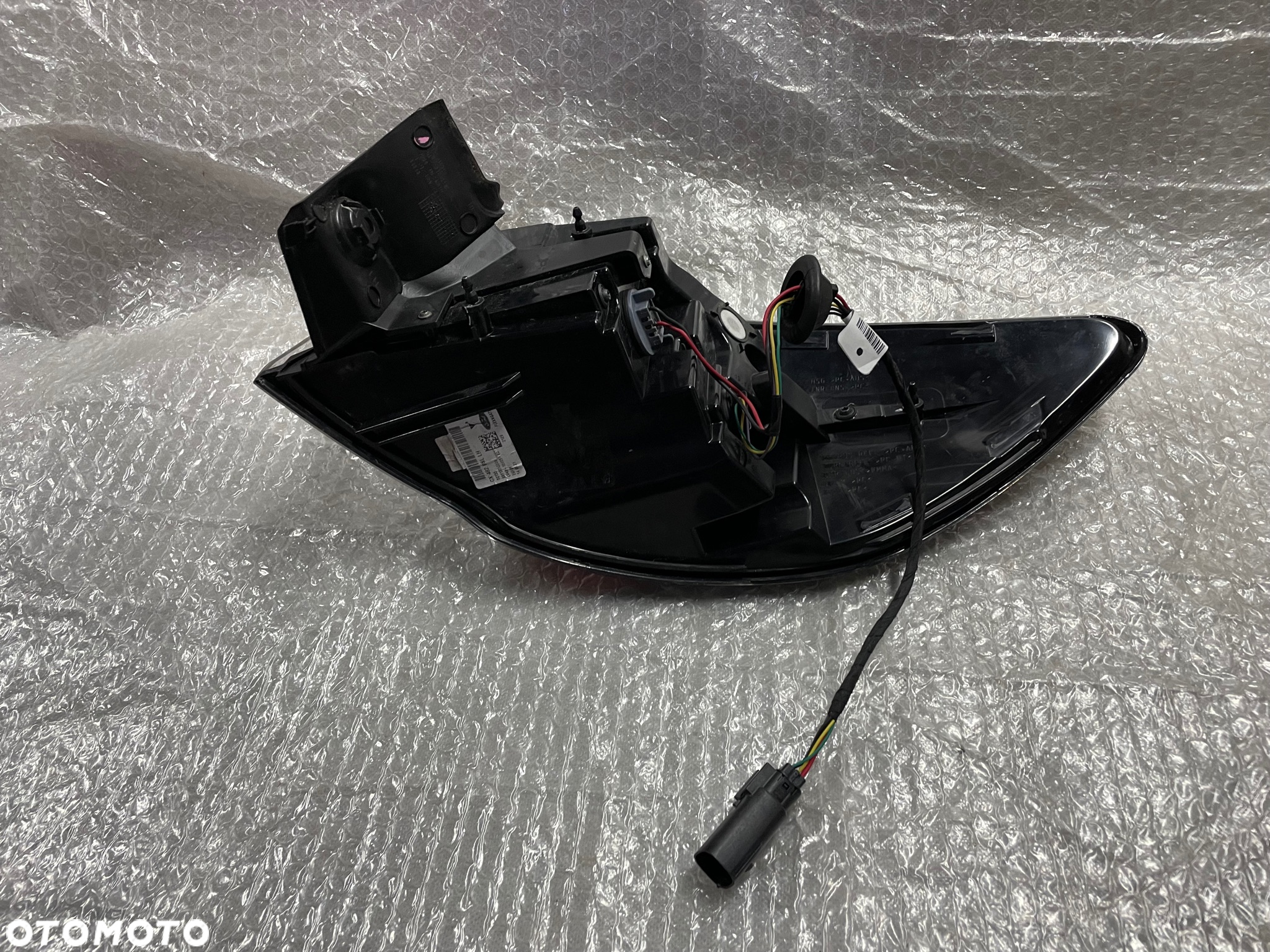 LAMPA TYŁ LEWA LED FORD KUGA MK3 LV4B-13405-BD - 7