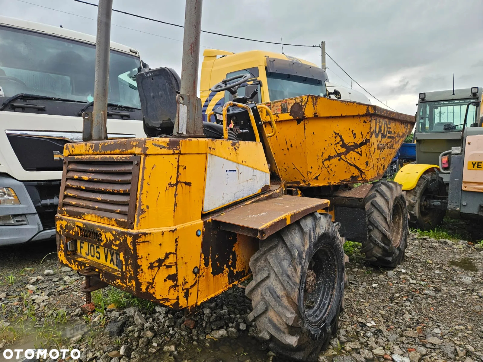 Thwaites 6000 - 5
