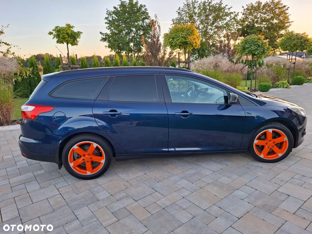 Ford Focus 1.6 TDCi DPF Champions Edition - 24