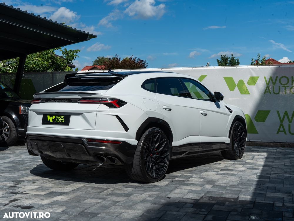 Lamborghini URUS - 8