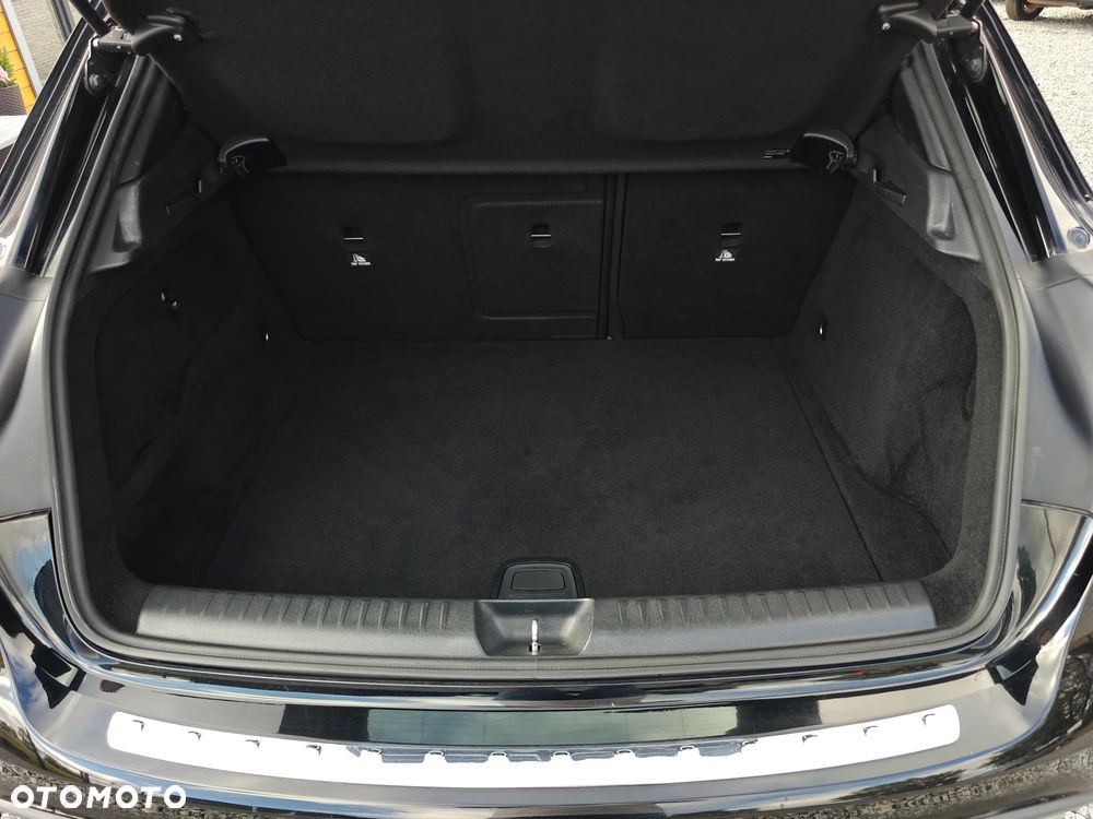 Mercedes-Benz GLA 200 AMG Line - 14