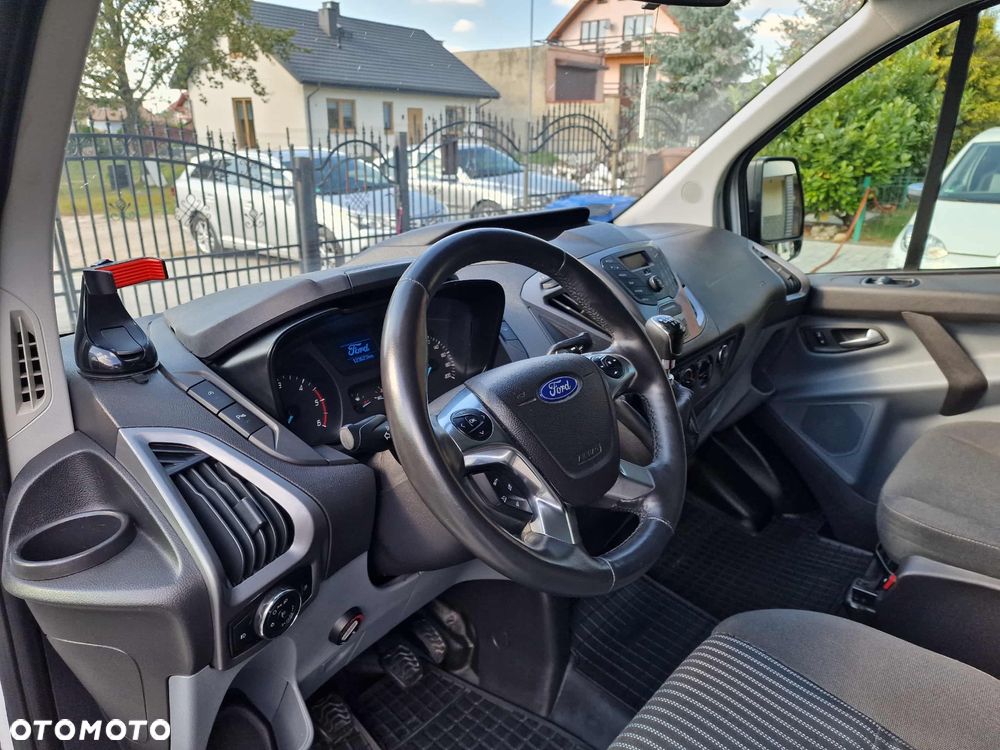 Ford Transit Custom - 13