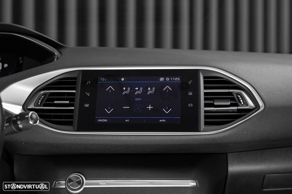 Peugeot 308 SW 1.5 BlueHDi Allure EAT8 - 19