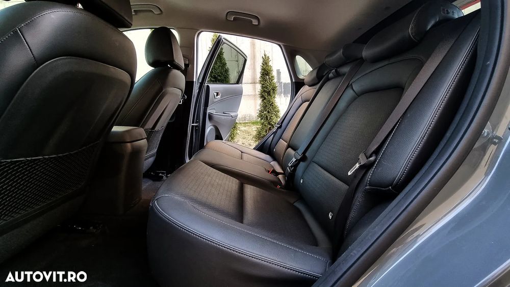Hyundai KONA Business - 10