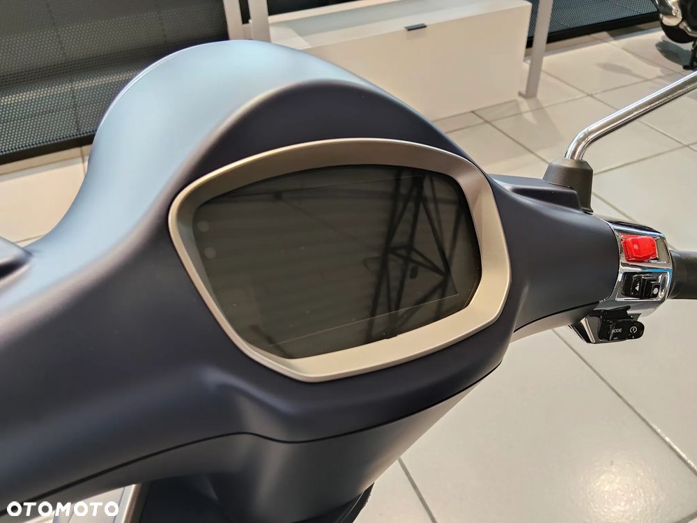 Vespa Primavera - 10