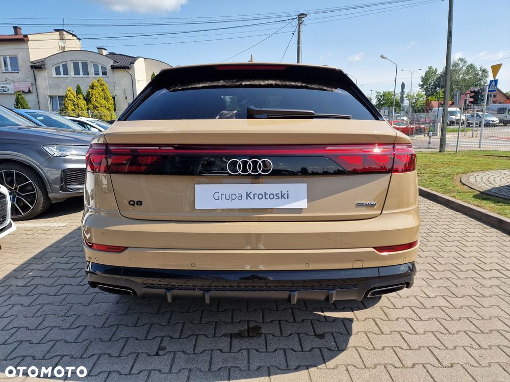 Audi Q8 - 4