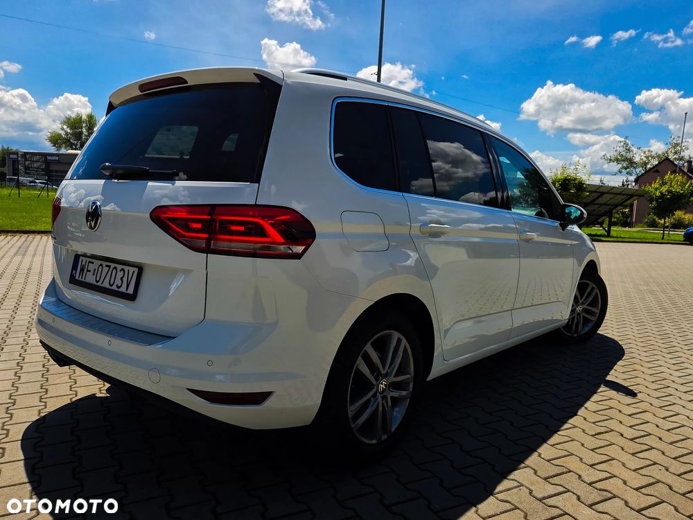 Volkswagen Touran 2.0 TDI BMT Highline DSG - 16