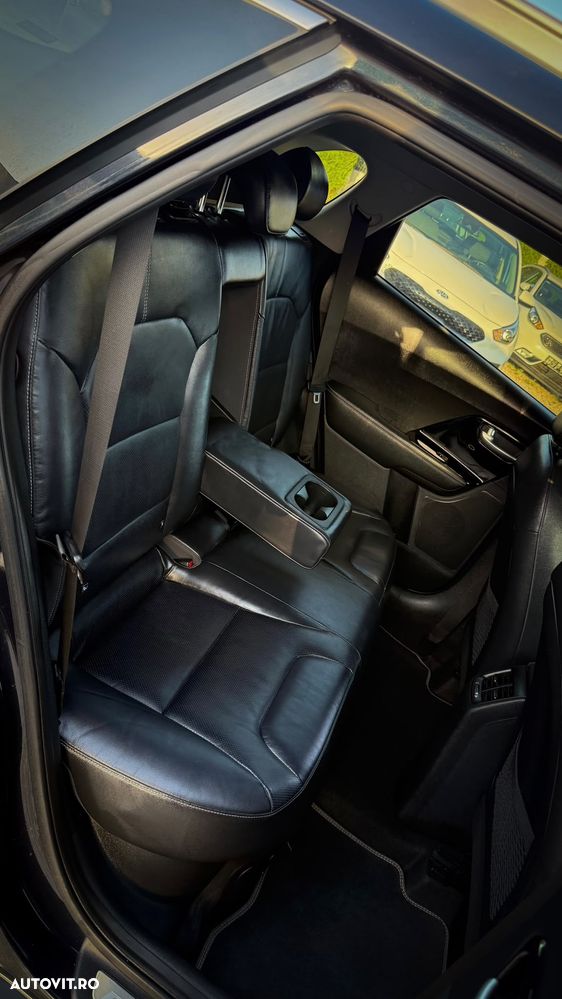 Kia Niro 1.6 GDI 2WD Aut. Vision - 6
