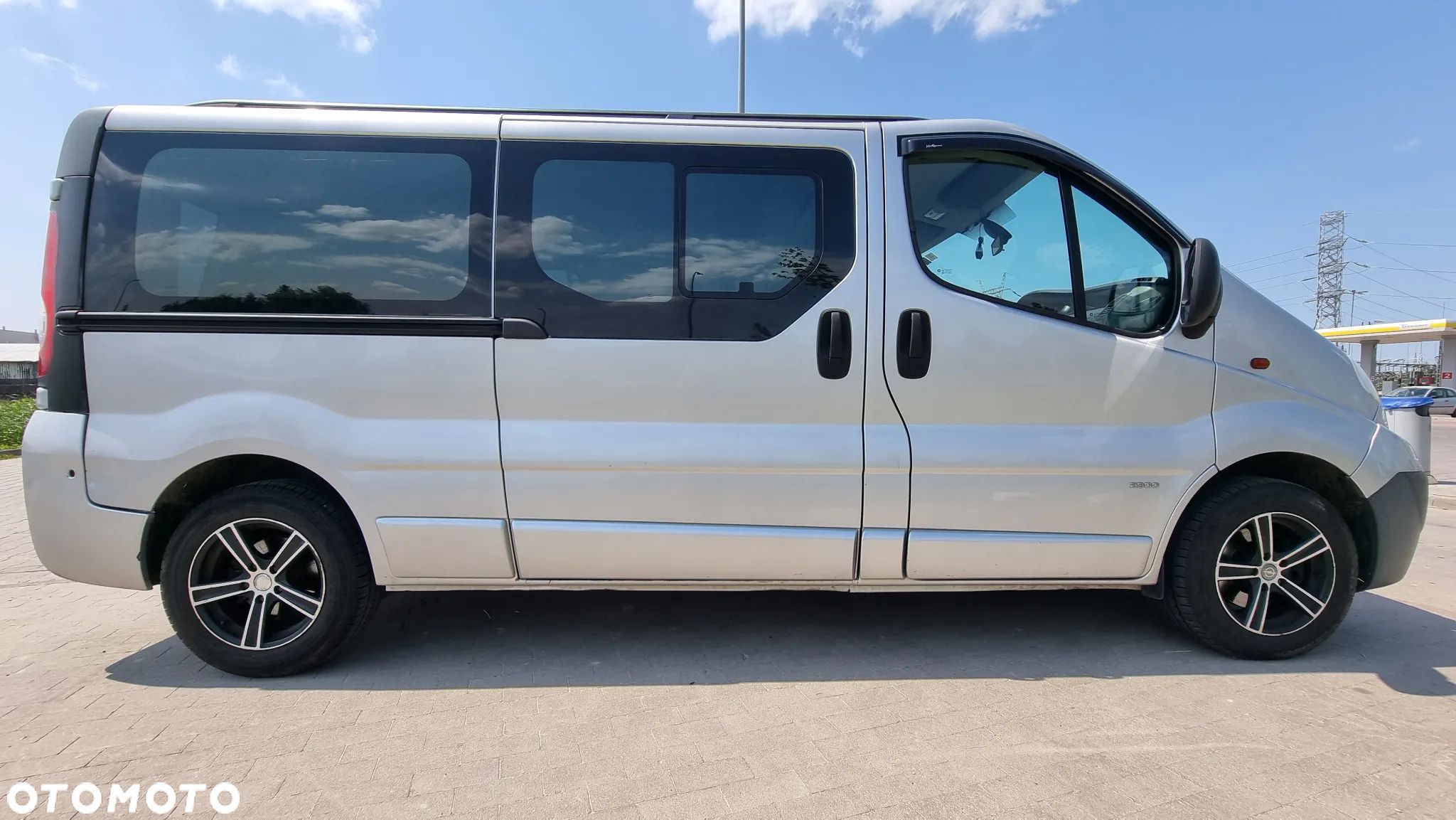 Opel Vivaro - 1