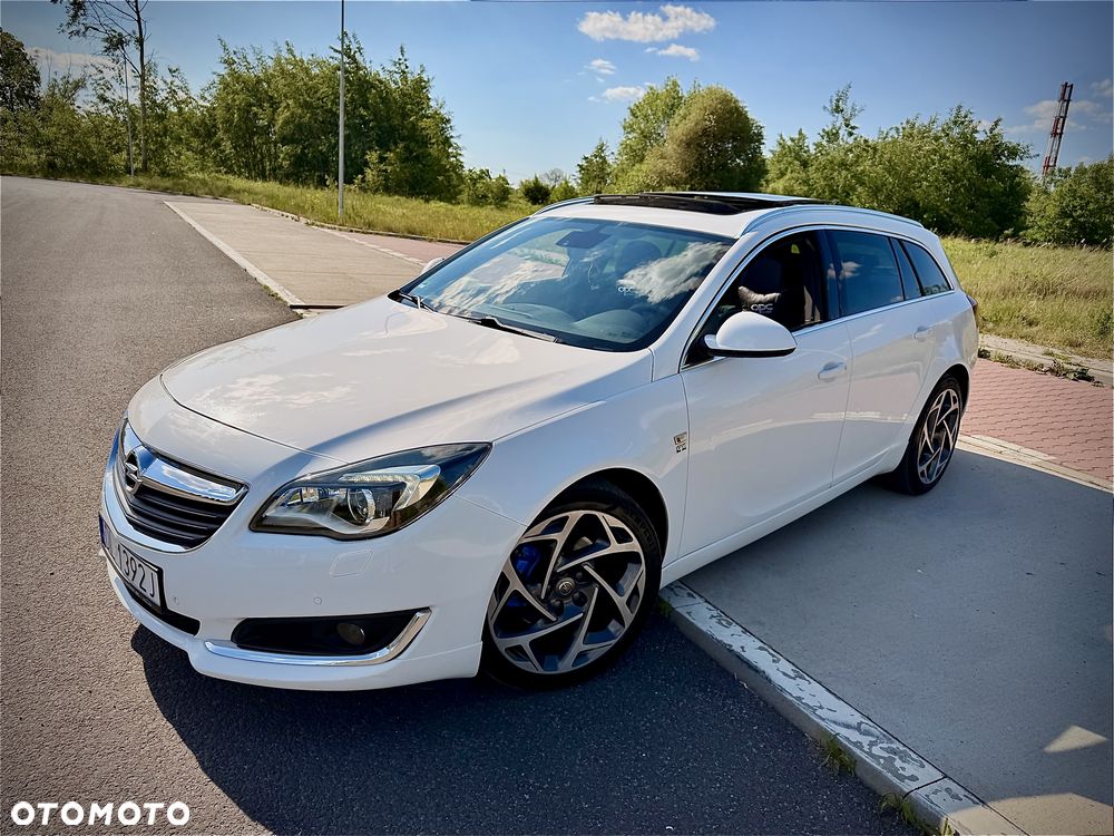 Opel Insignia - 1