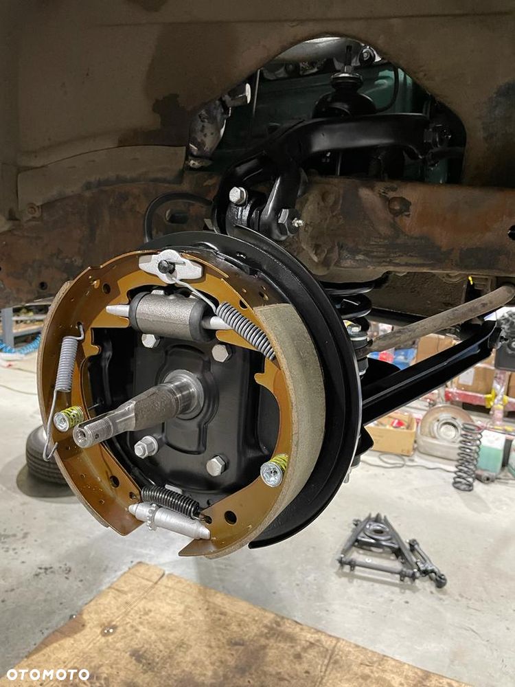 Pontiac Chieftain - 33