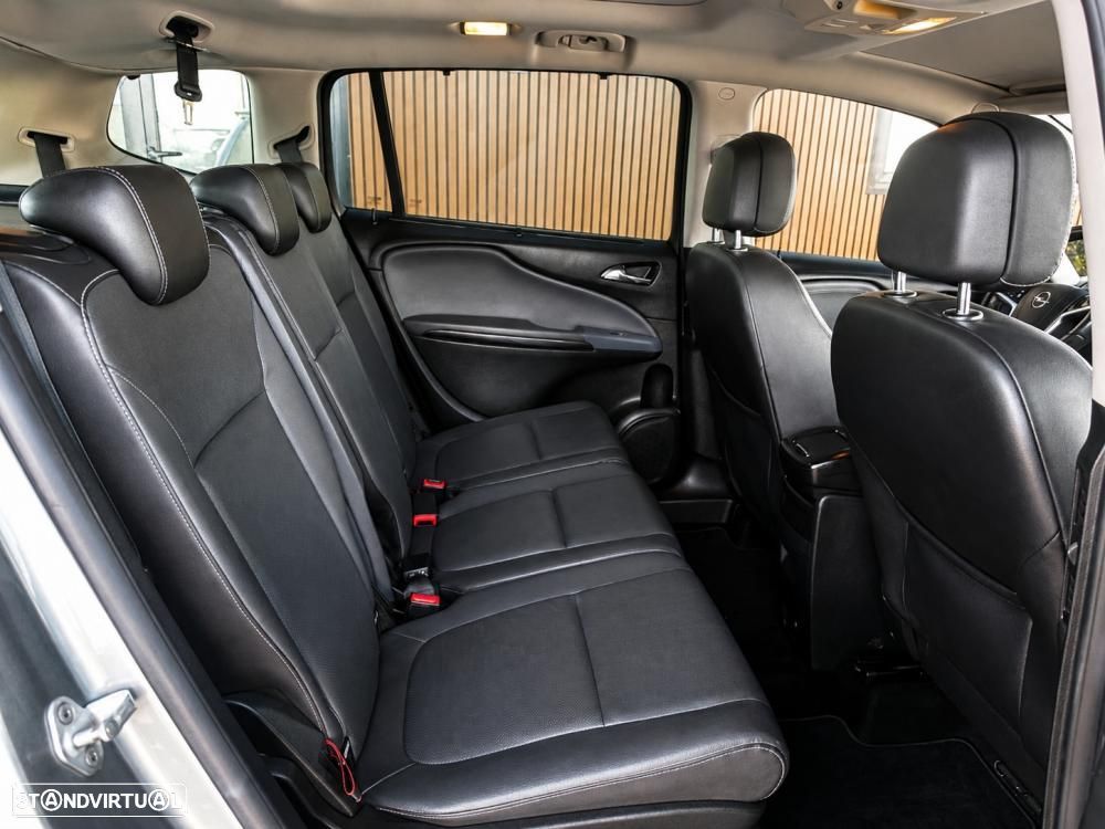 Opel Zafira 2.0 CDTI Cosmo - 33