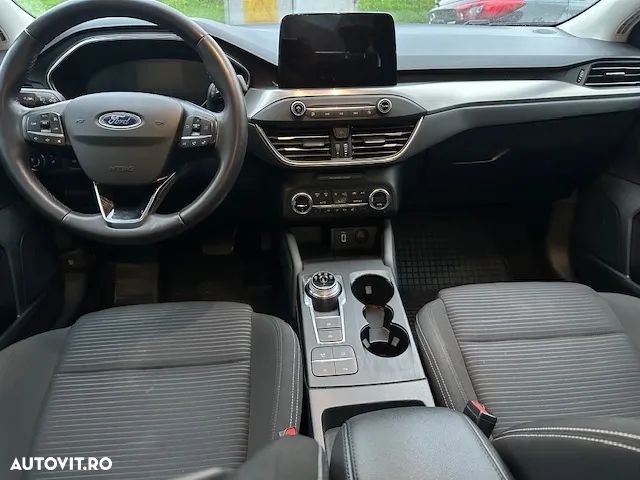 Ford Focus 1.0 EcoBoost Titanium - 31