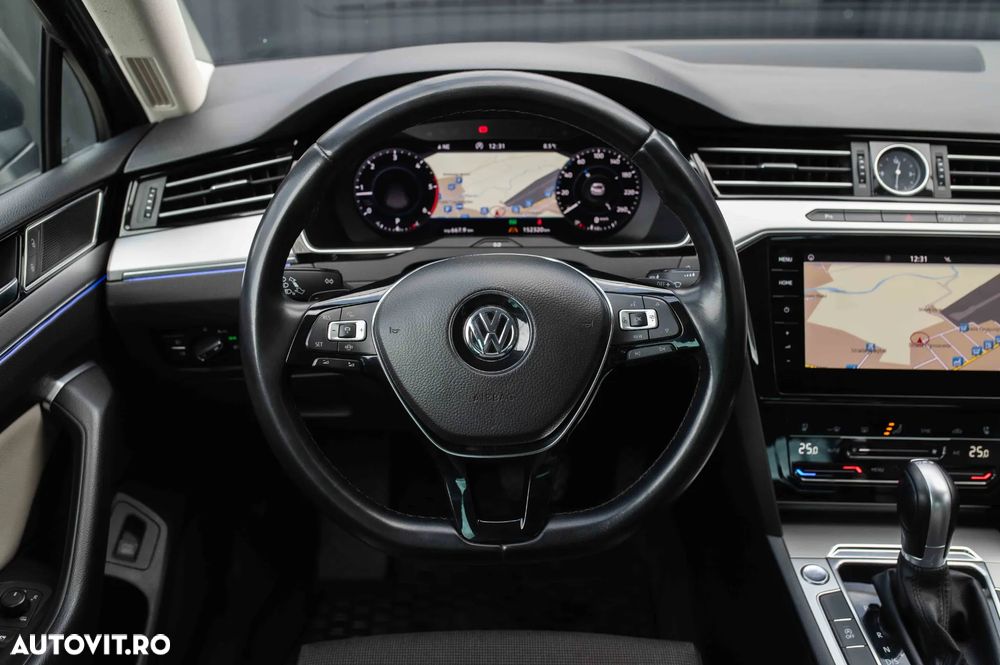 Volkswagen Passat 2.0 TDI DSG Highline - 21