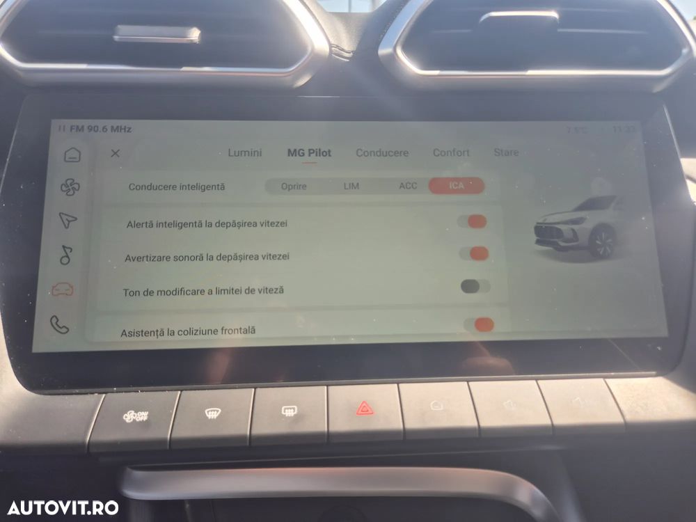 MG ZS HEV 1.5 GSI AT Exclusive - 21